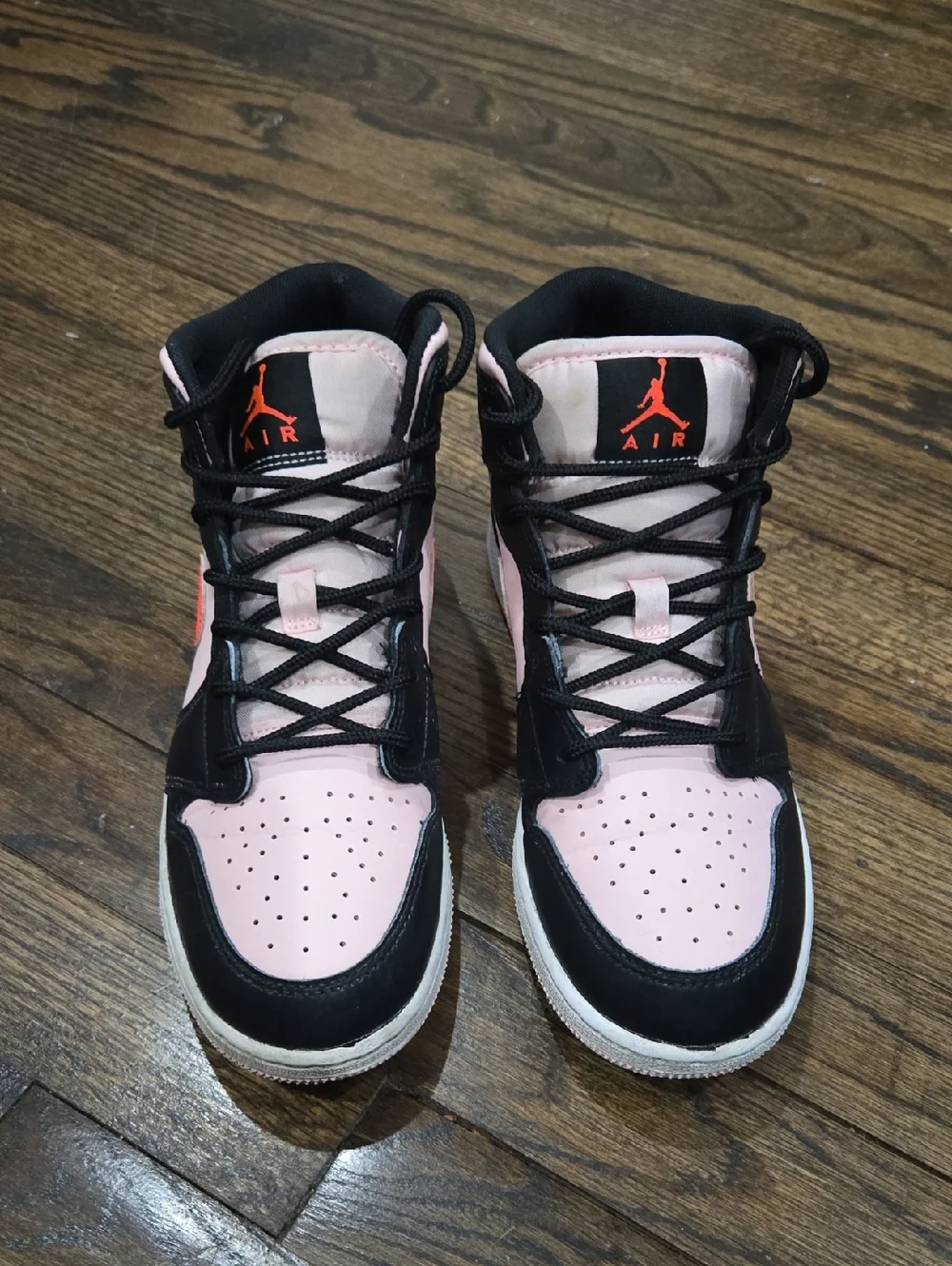 Air Jordan 1 mid Atmosphere  Pink Black 7y Womens 8.5 - Picture 2 of 14